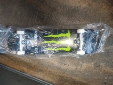 Skateboard Monster NUOVO Edizione Limitata Con Ginocchiere E Gomitiere
