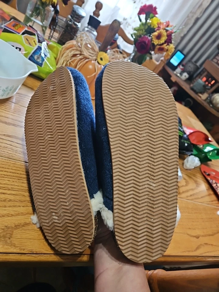 Land's End Womens Slippers Dog Size 10B(B14) - Image 4 of 4