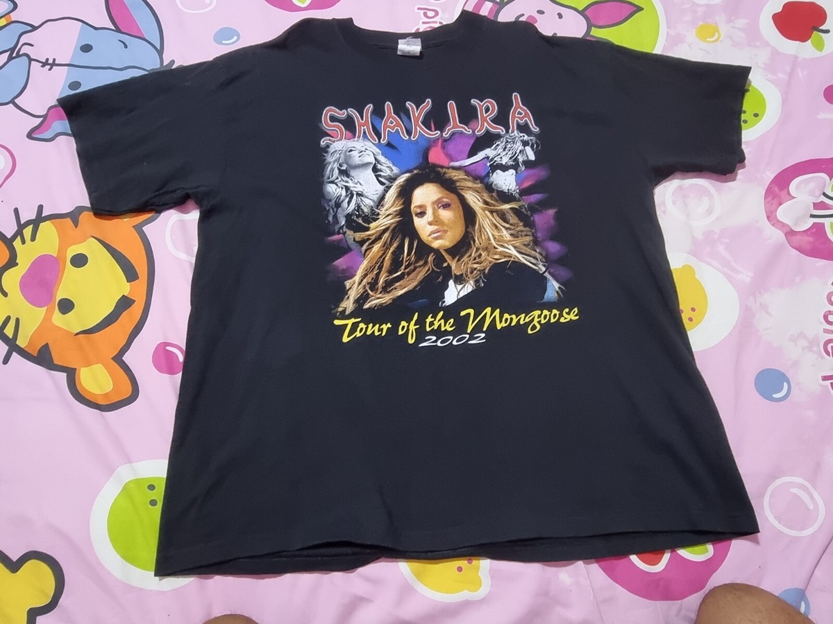 Vintage VTG 2002 Shakira Tour Of The Mongoose Bootleg T-Shirt Size