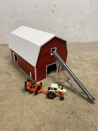 1/64 Old Farm Barn 40x60 - Picture 4 of 31