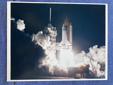 NASA Space Shuttle STS-33 Official NASA Launch Photo (Discovery)