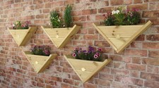 90° Triangle / Wall Hanging / Fence Post Mounted - Decking Planter Basket Pots 