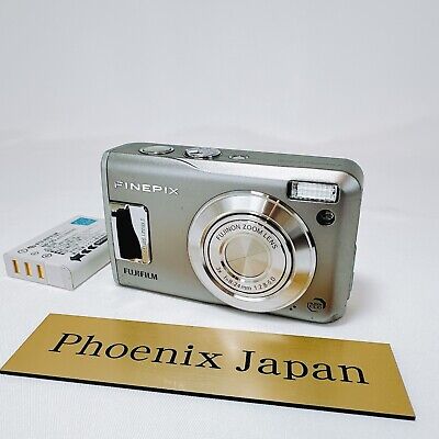 Fujifilm FinePix F31 fd Silver 6.3MP Compact Digital Camera Fujifilm FinePix F31 fd Silver 6.3MP Compact Digital Camera