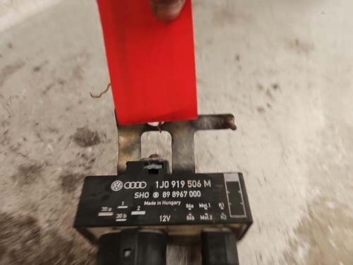 Relais für Kühlerlüfternachlauf VW Polo IV 9N, 9A 1J0919506M P22961147