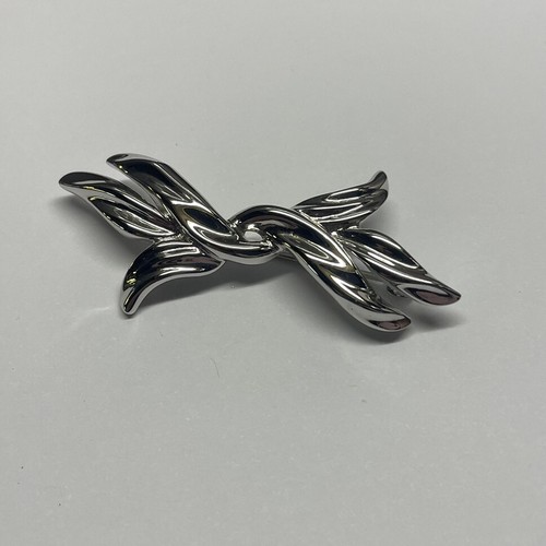 Small - Pretty Brooch Pin Polished Silver Tone Metal Signed Monet