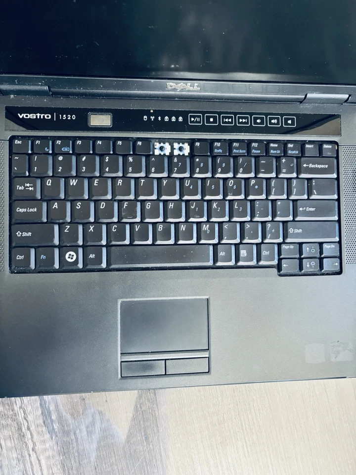 Dell Vostro 1510 Intel Core 2 Duo 1.8GHz 2GB RAM - Image 3 of 4