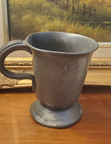 18th or 19th Century Pewter Mug Cup Tankard Footed Nice Detail on Handle 4 Inch - Picture 5 of 14