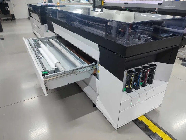 Canon Colorado 1650 64