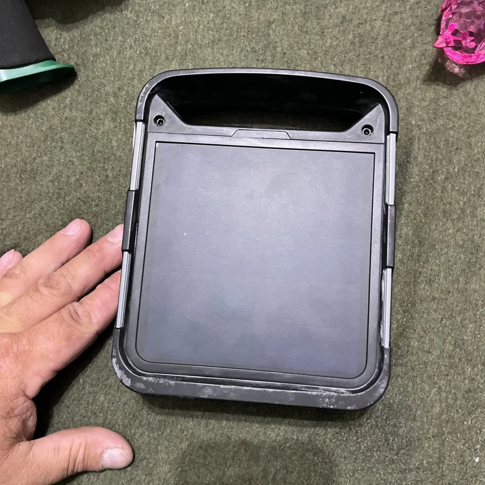 Erin Frx5 Emergency Weather Radio Solar Hand Crank AM FM Weather Band Black - Image 3 of 4