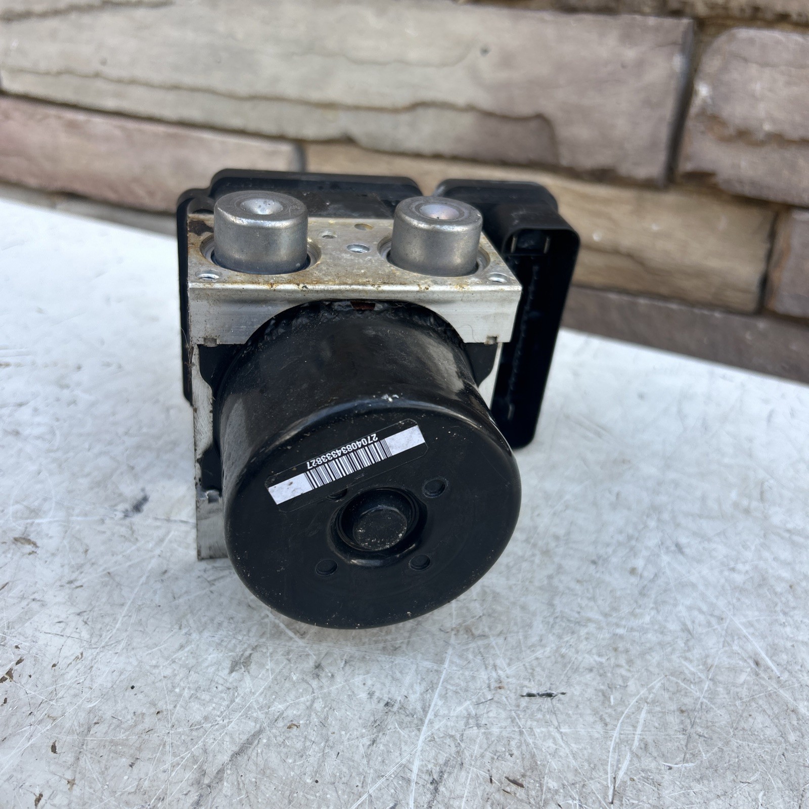 13-19 Aston Martin V8 Vantage Rapide ABS Anti Lock Brake Pump Module OEM
