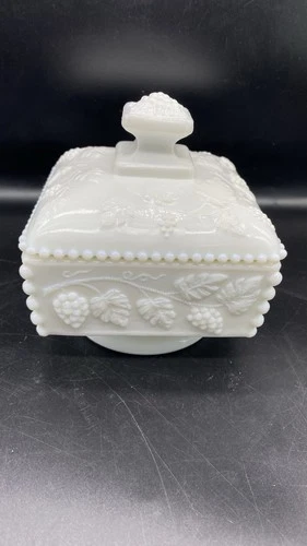 Vtg Westmoreland White Milk Glass Beaded Grape Footed Candy Dish with Lid