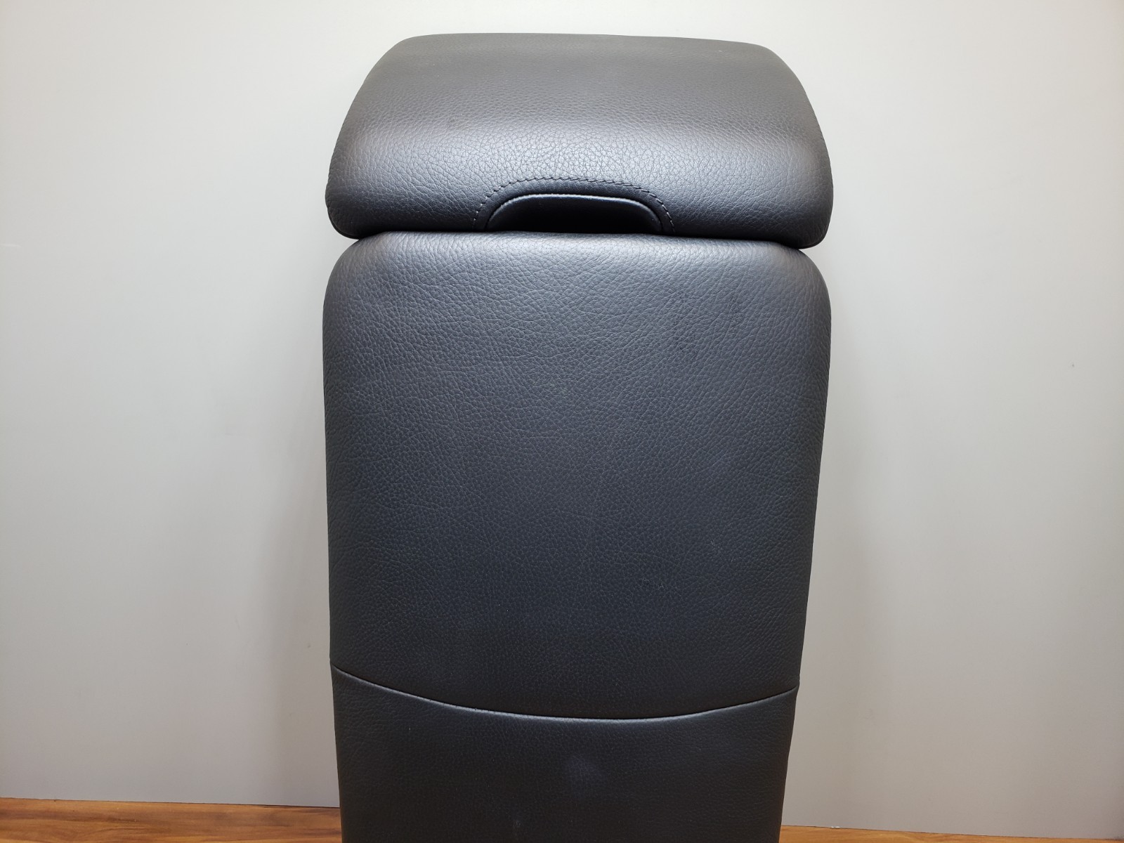 Rolls-Royce Ghost 2010-2014 Rear Center compartment Black