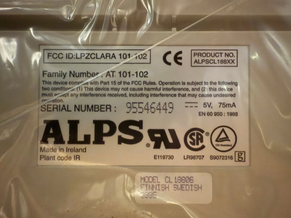 ALPS CL18806 Finnish Swedish Keyboard AT Style 101-102 Mechanical Switches NEW - Image 2 of 4