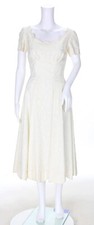 Unbranded Vintage 50s 60s White Lace Tea Length Scalloped Wedding Dress sz 4