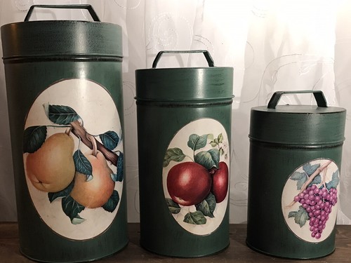 Set of 3 Metal Canisters With Handled Lids Pears Apples Grapes
