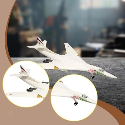 1:100 Russischer TU-160 Strategischer Bomber für Wohnzimmer Schlafzimmer TV Schrank