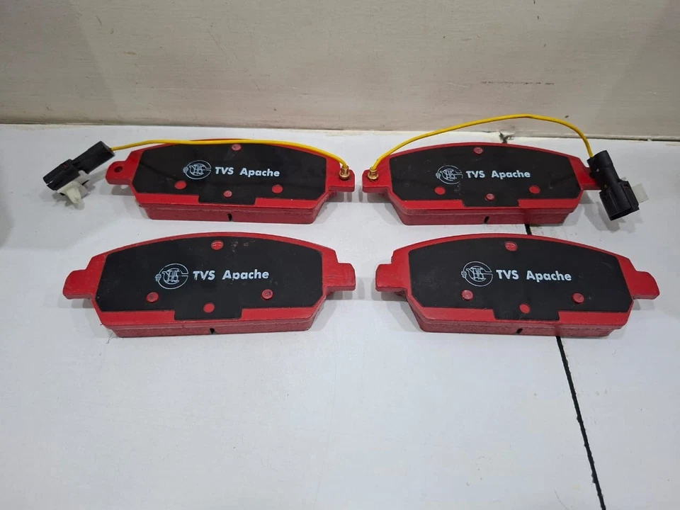 Front Brake Pad For Mahindra XUV 500 0603BAB02090N 0603BAB02720N BOSCH - Image 3 of 4