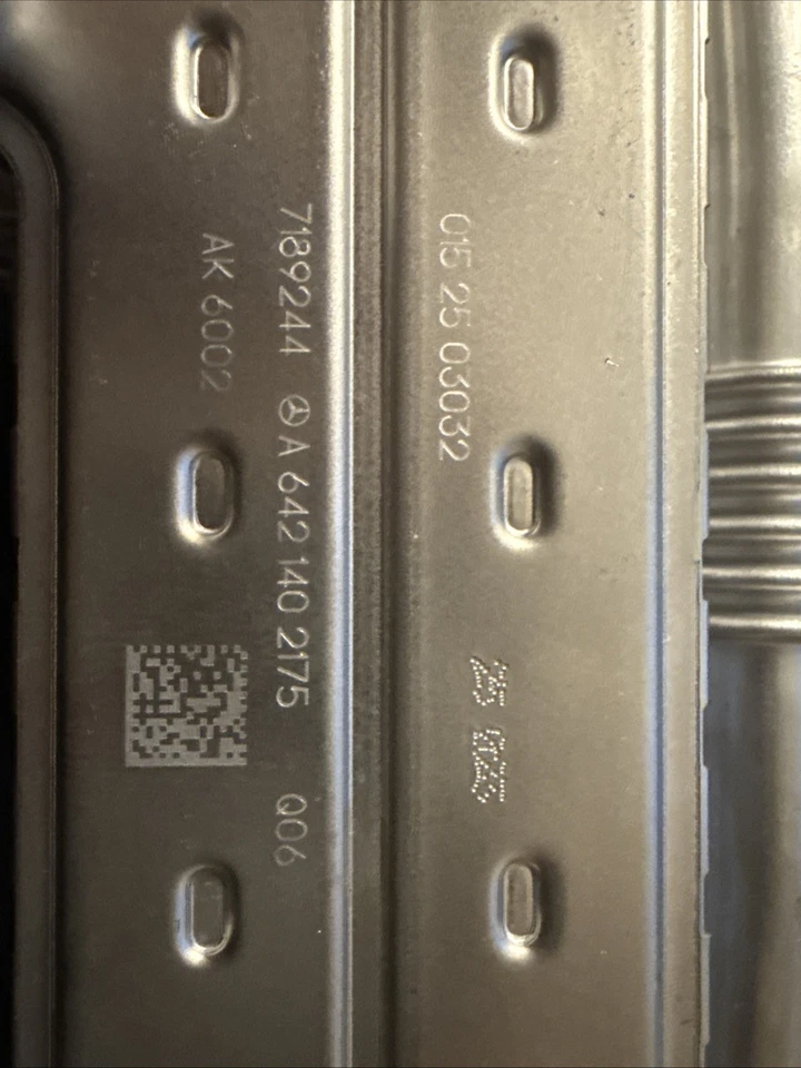 OEM Mercedes-Benz EGR Cooler A6421402175 Sprinter 3.0L OM642 Diesel 2500 3500 - Image 2 of 4