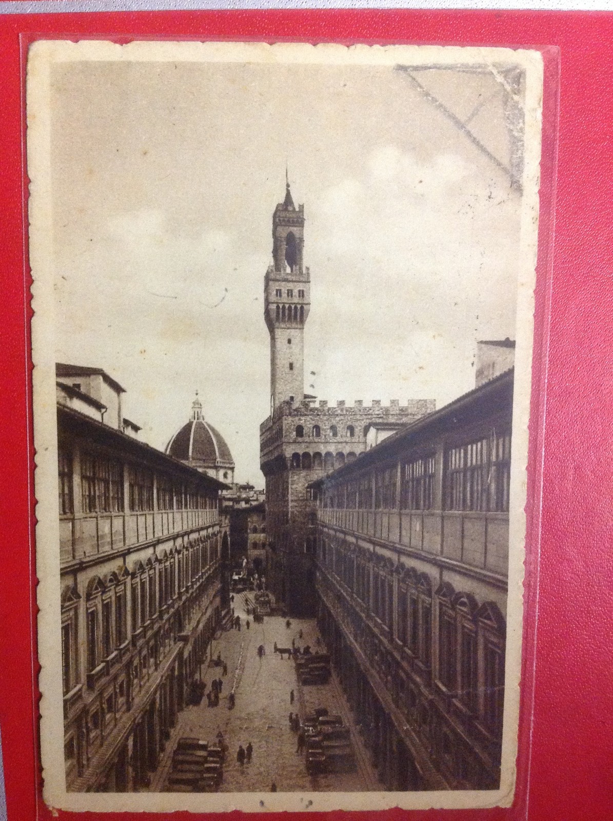 Foto 1 di 1