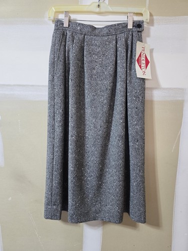 Vintage New Old Stock Women’s Pendleton Petite Skirt Suit - Picture 7 of 10