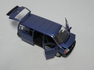 Schabak 1060 German Diecast 1 43 VW T4 CARAVELLE Red RARE Model
