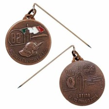 MEDAGLIA CON SPILLA 82^ ADUNATA ALPINI