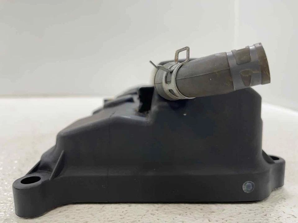 Cubierta de válvula de motor de 1,8 L 12310RNAA01 OEM para Honda Civic 2006-2015 Foto 3 de 4