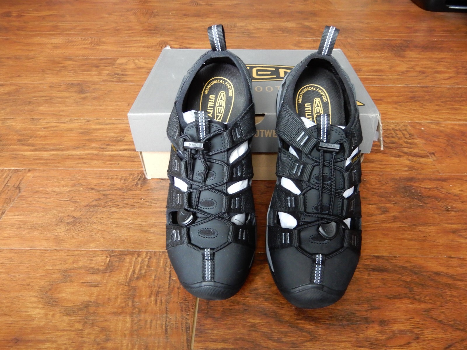 KEEN Utility Uomo Taglia 9 EE Atlanta Cooler II Altezza Bassa Punta Acciaio Nuovo!