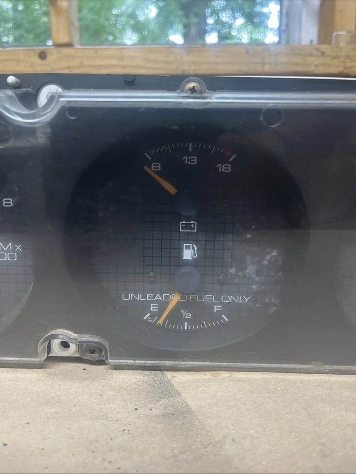 Grupo de velocímetro Firebird 85-92 111807 millas Foto 4 de 4