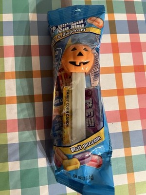 Halloween Pumpkin PEZ Dispenser Big Head Glow Stem 5.9 China Candy Corn 