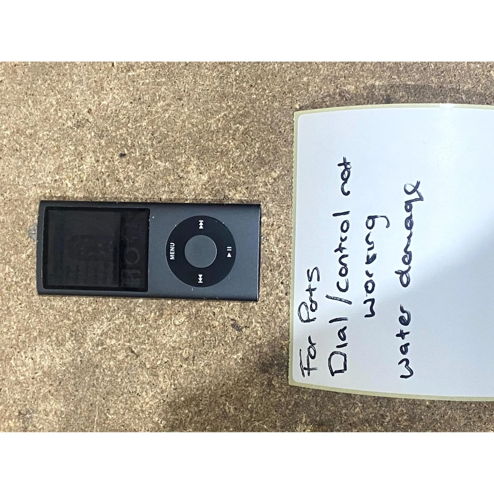 Apple iPod Nano (4th-Gen) A1285 Media Player Black 2" LCD Display 8GB For Parts - Image 4 of 4