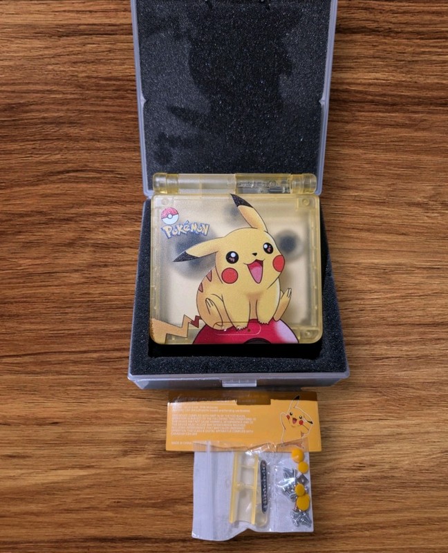 Nintendo Game Boy Advance SP Pokémon Pikachu Shell And Custom Box