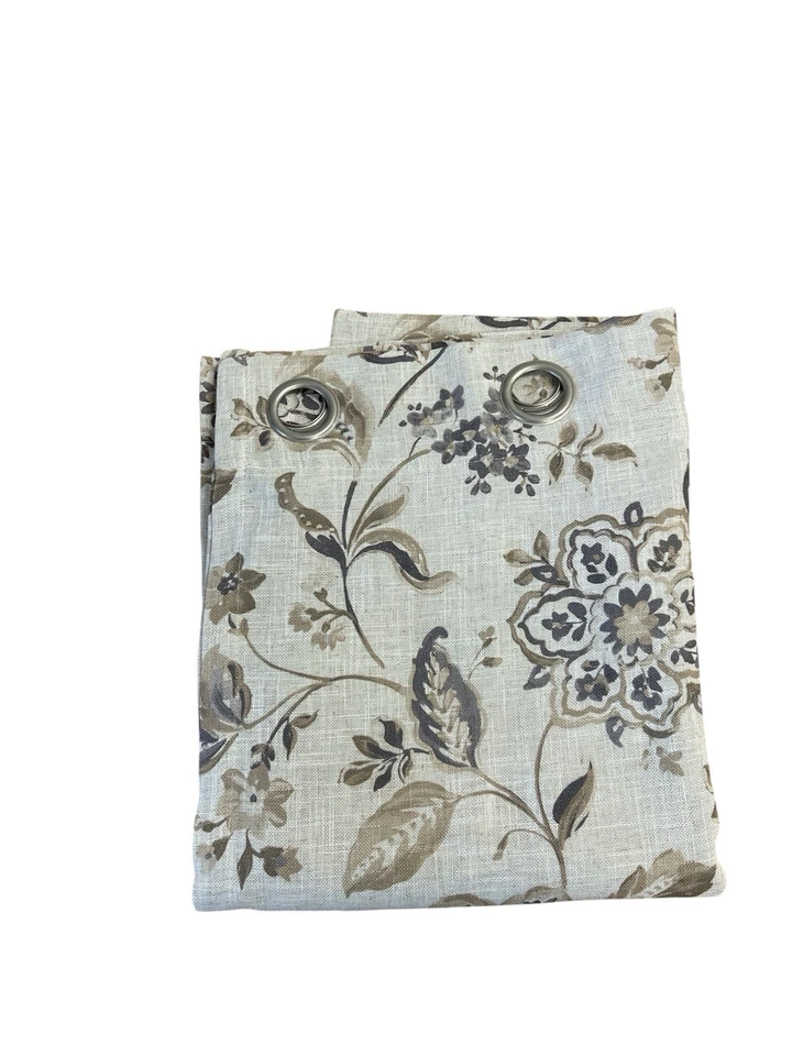 Panel Cortina 50x 95 Foto 3 de 3