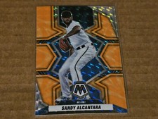 2022 Panini Mosaic #117 Sandy Alcantara Orange Reactive Prizm Nmmt