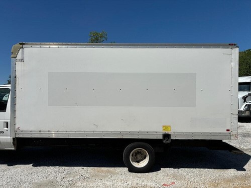 2015 Ford E-350 - Picture 9 of 12