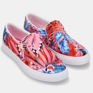 nike court royale slip on pink