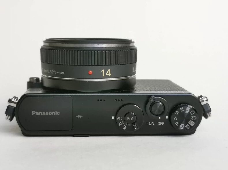 Mint] Panasonic LUMIX DMC-GM1 Black Digital Camera English