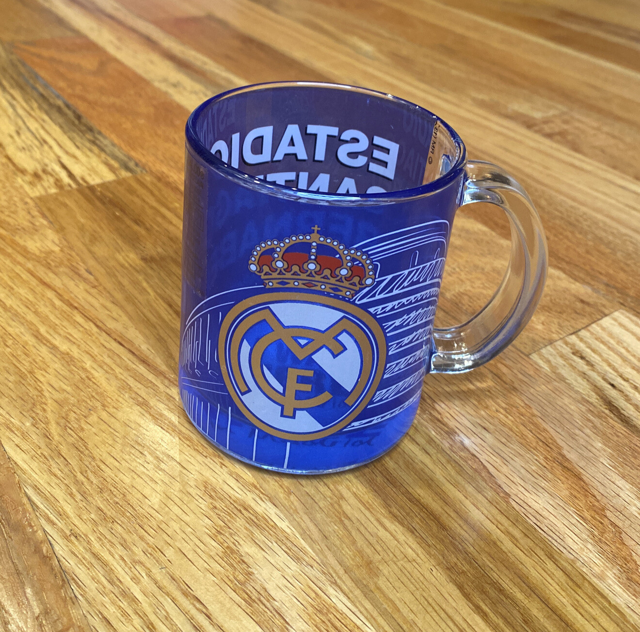 REAL MADRID FC Stadium Glass Coffee Mug Cup Football Souvenir Santiago