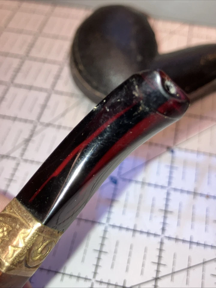 WDC Bakelite French Briar Bent Bulldog Estate Pipe EXCELLENT Gold Accent - Image 4 of 4