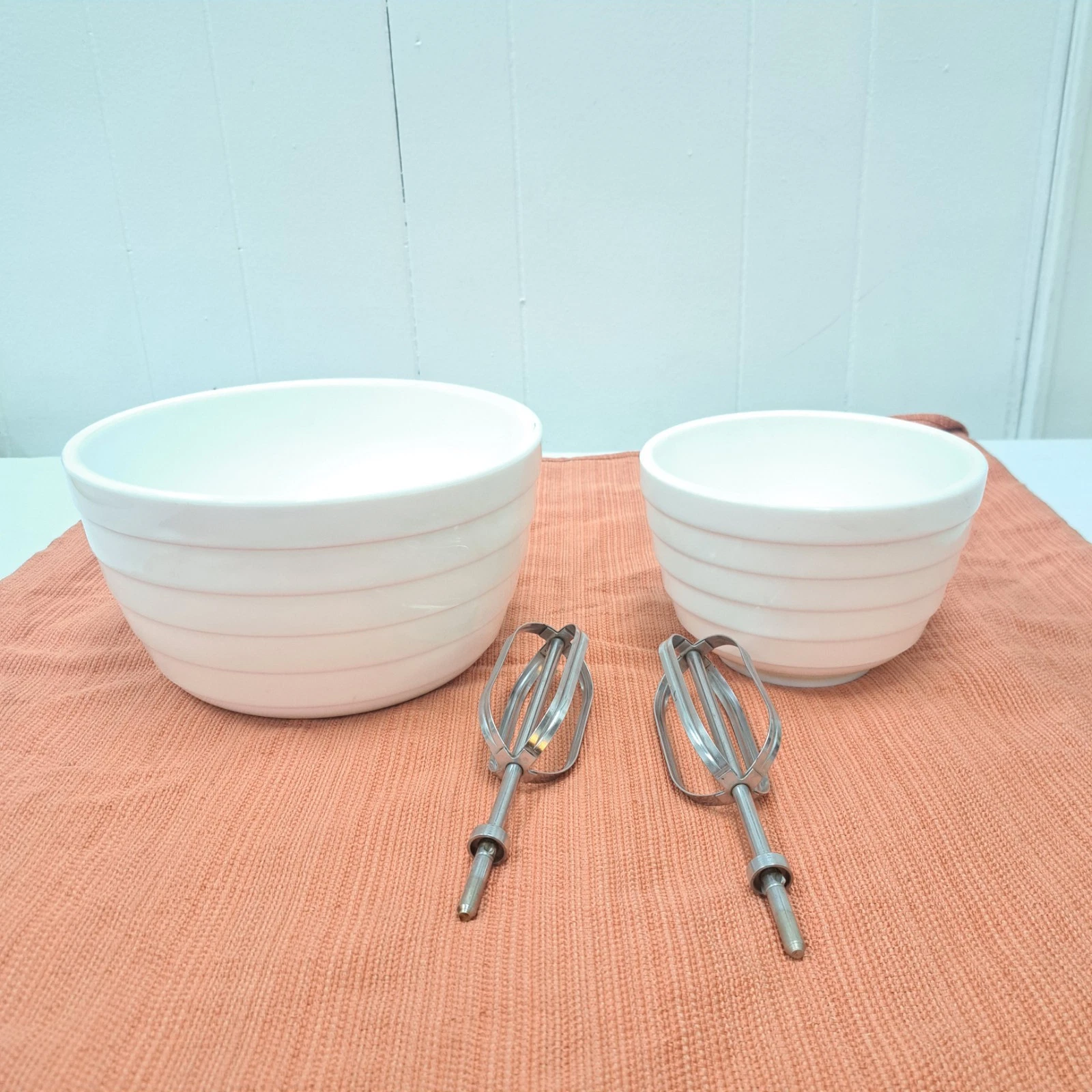 2 Vintage Milk Glass Westinghouse Mixing Bowls W/ Beaters For Stand Mixer