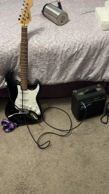 Squier Strat Electric Guitar Black Solid Body 6-String Right-Handed w/ SP-10 Amp