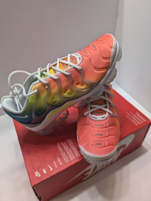 vapormax plus women's champs