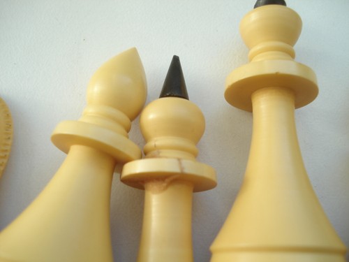 Vintage Soviet Chess Made in Ukraine, King 75 mm - Picture 6 of 10