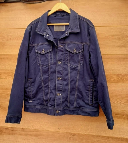 Reworked vintage denim jacket with Deadpool on back Size XL - Picture 6 of 7