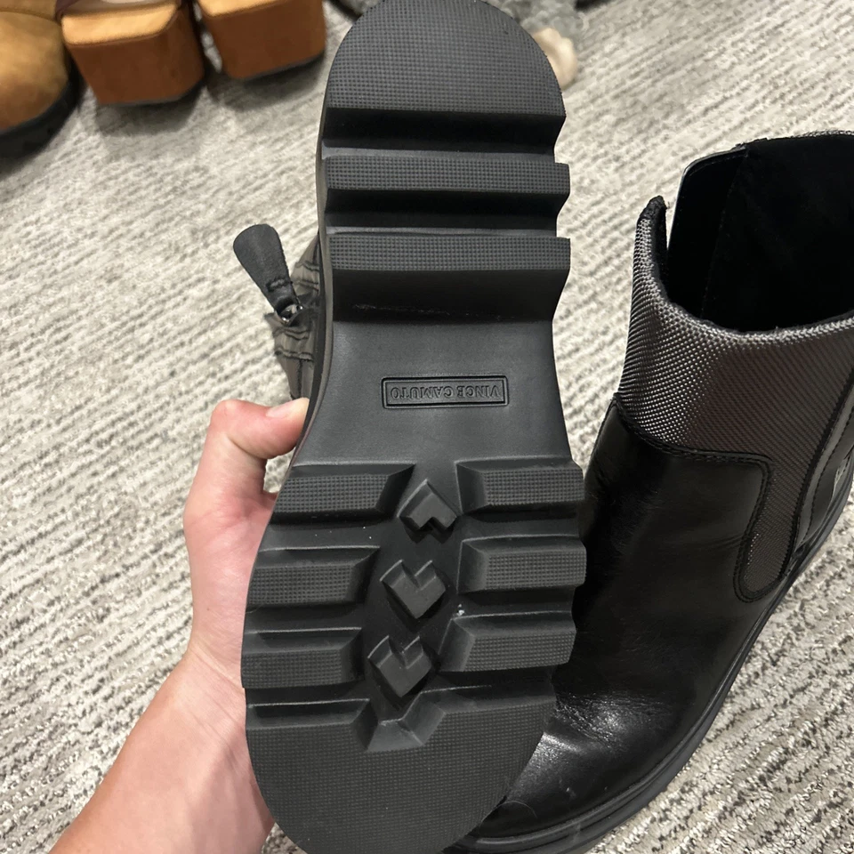 Bota utilitaria Vince Camuto de cuero genuino Foto 4 de 4