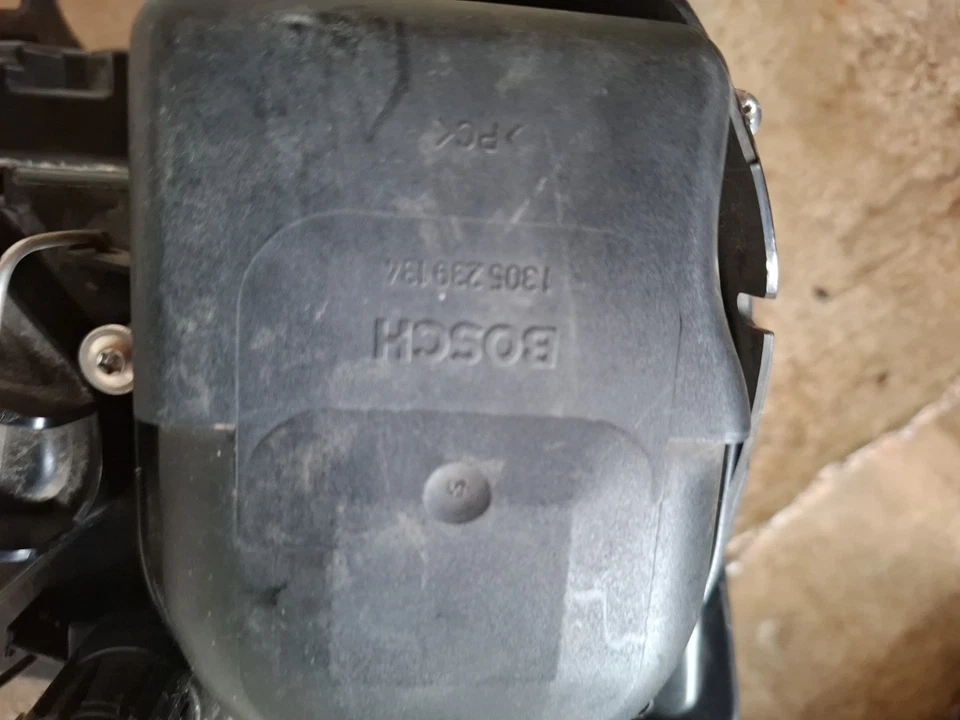 VW Bora Xenon Scheinverfer Links Rechts ,Plus Steuergaräte - Bild 4 von 4