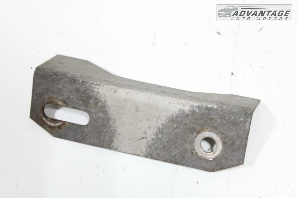2006-2023 DODGE CHARGER CENTER ENGINE EXHAUST PIPE MOUNT BRACE BRACKET OEM - Image 3 of 4