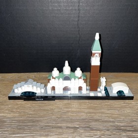 LEGO ARCHITECTURE - VENICE ITALY 21026 Complete with Manual