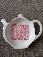 Gilliankyle Scotland porcelain Tunnocks caramel wafers teabag/spoon rest holder