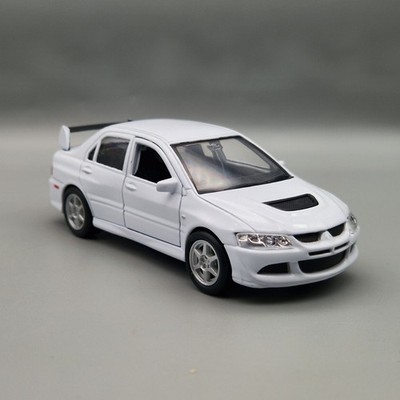 Mitsubishi Lancer Evolution V111 Diecast Modellauto 1/34 - Neu in Box von Welly